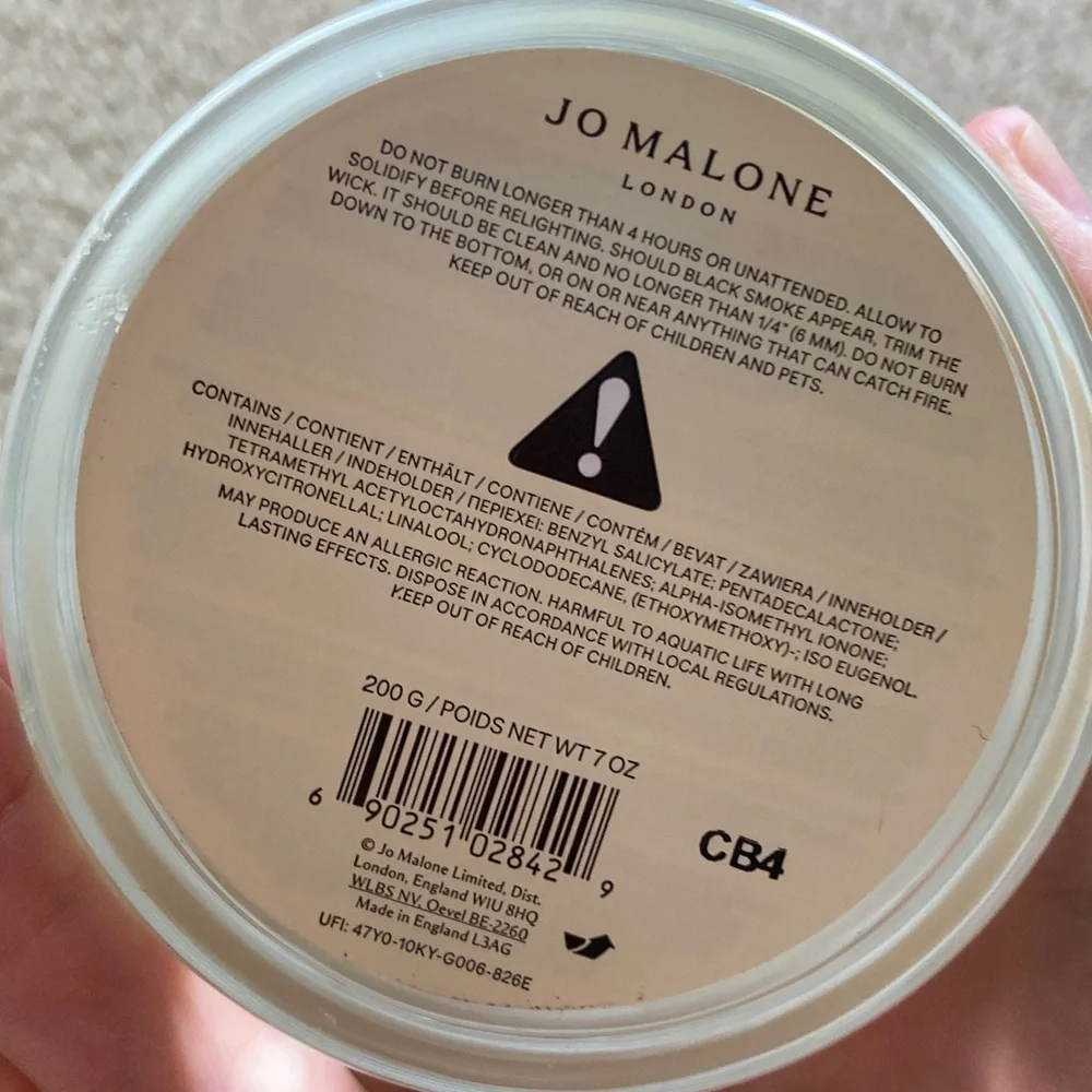 NEW Jo Malone London Peony and Blush Suede Scented Candle 200 g $82 FLAW
